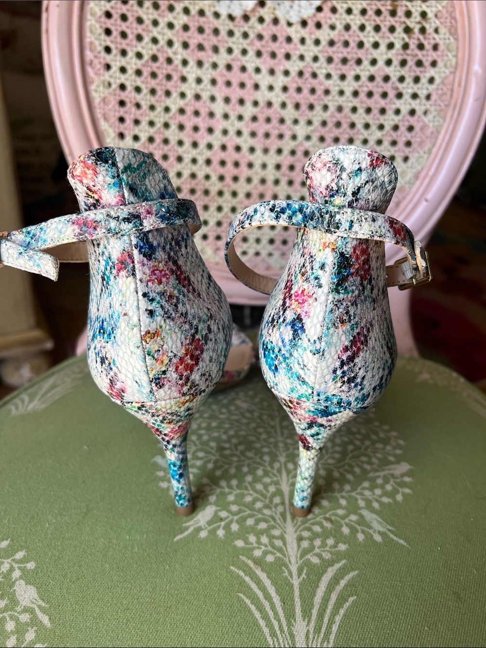 Shoes - Picture 2 of 3